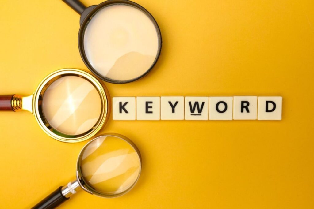 1- Doğru Anahtar Kelimeleri Seçin - İçerik Üreticileri İçin WordPress SEO İpuçları